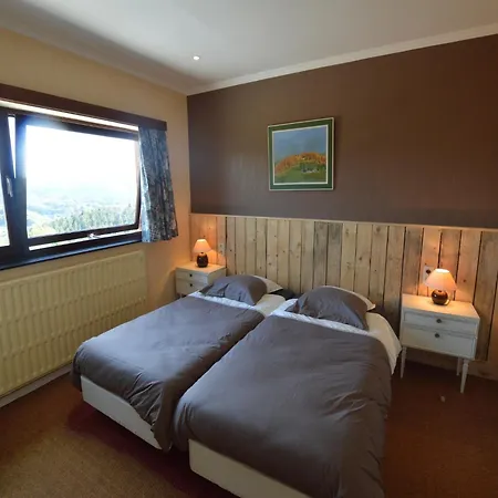With Pool & Sauna, Cleaning Included